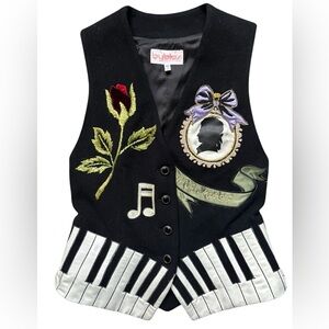 Byblos Vintage Cashmere/Wool blend vest embroidered music patchwork size 38.